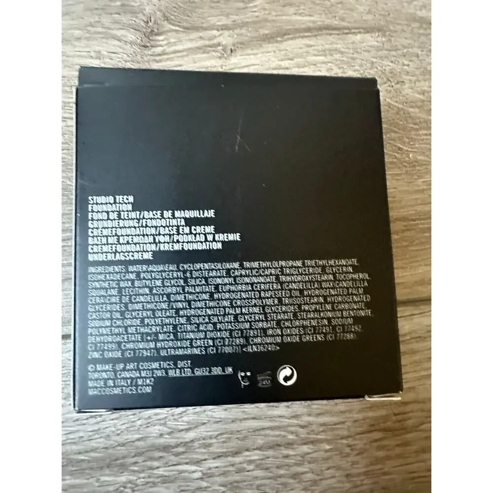 MAC Cosmetics mac studio